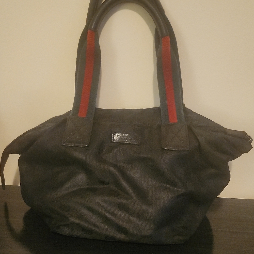 Gucci Black Shoulder Bag with Red Straps